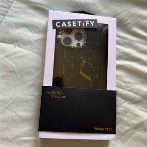 The Amulet Case - Bastet
Casetify - iPhone 16 Pro Max